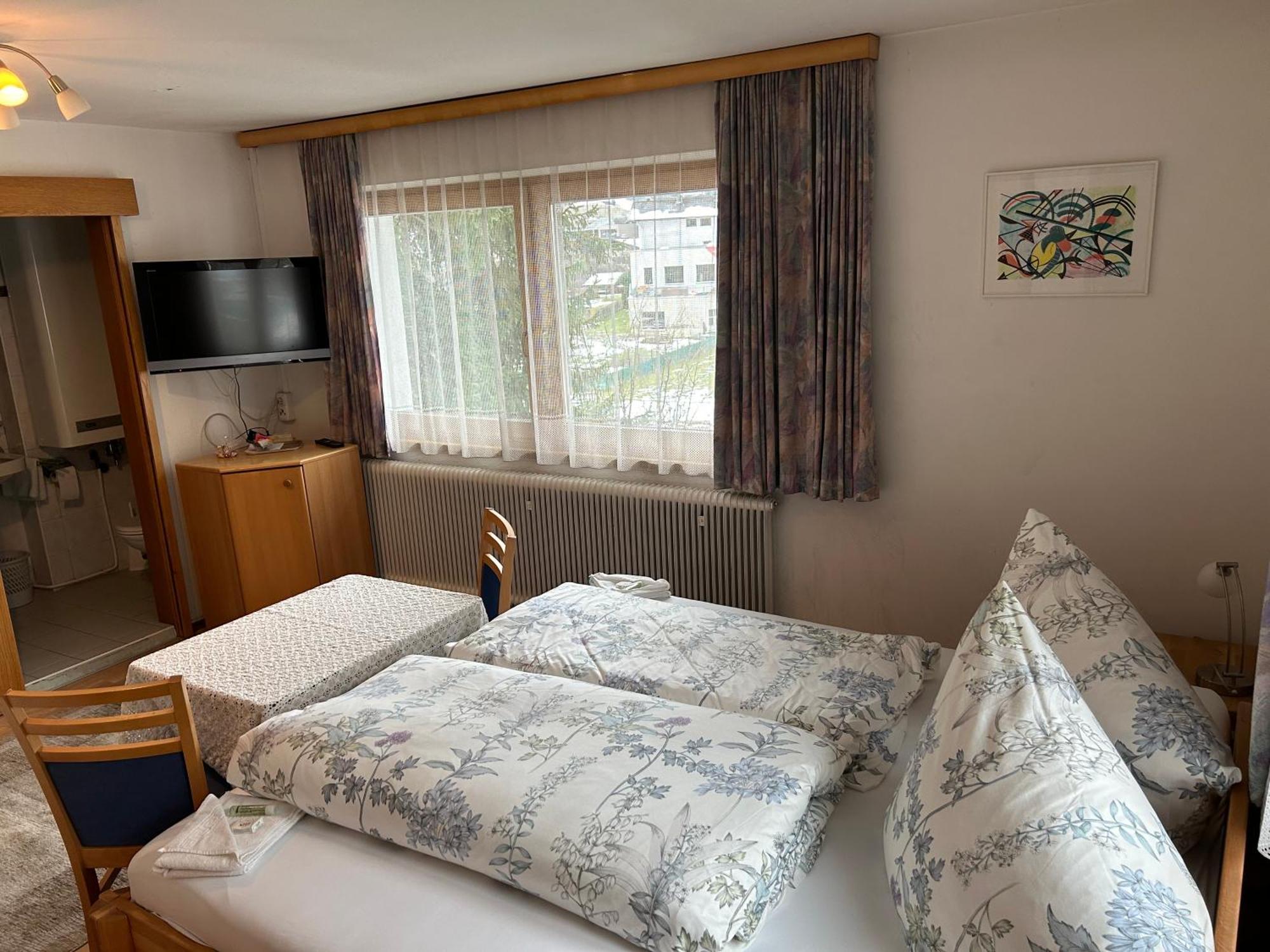 Austrian Motel Heiss Prutz Exterior foto