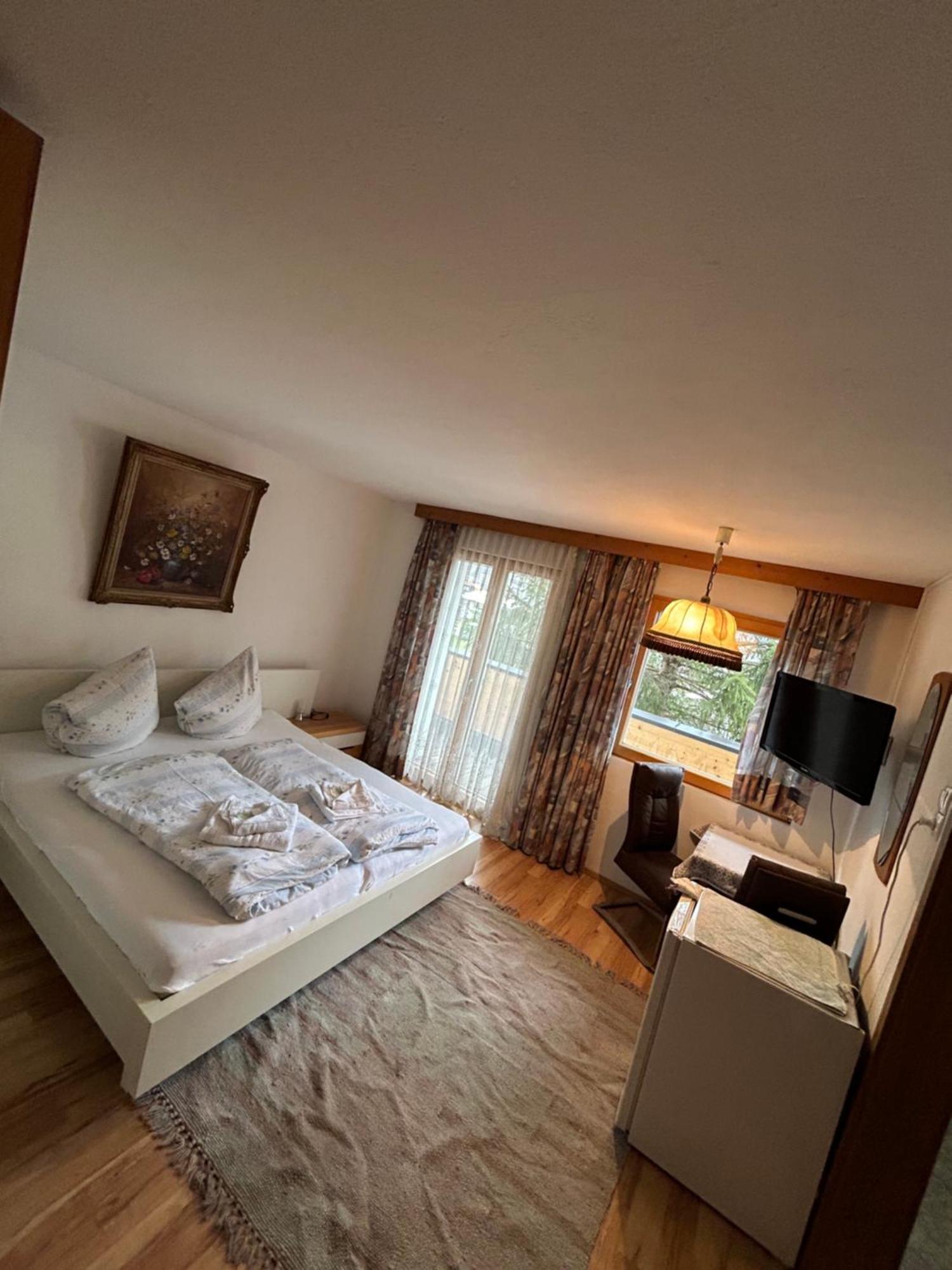 Austrian Motel Heiss Prutz Exterior foto