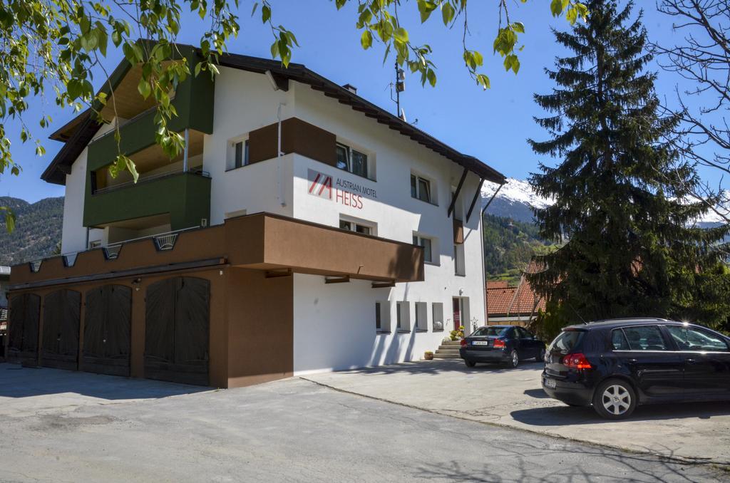 Austrian Motel Heiss Prutz Exterior foto